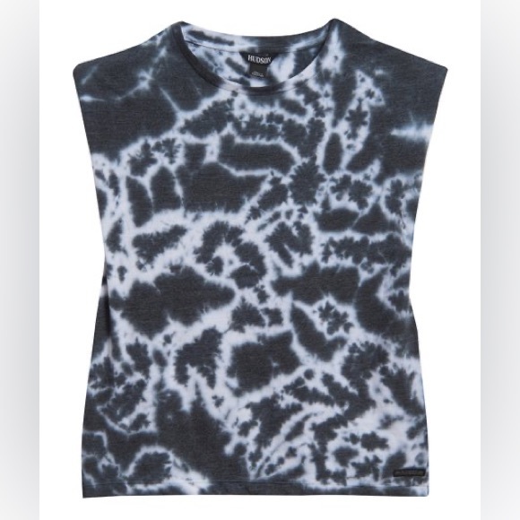 Hudson Jeans Other - Hudson Jeans Shoulder Pad T-Shirt, Black Tie Dye, Big Girls XL or Women’s XS/S